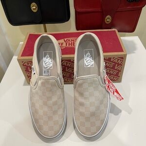 Vans  Slip-On Sneakers - Beige Checkerboard